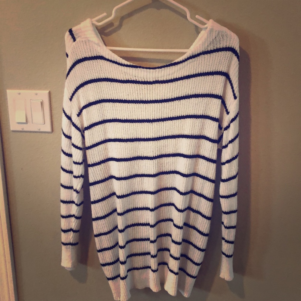 Francie back detail pullover